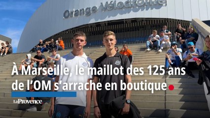 À Marseille, le maillot des 125 ans de l'OM s'arrache en boutique