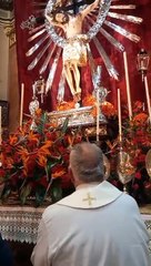 Los Peregrinos de la Puna junto al Señor y la Virgen del Milagro