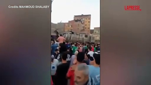 Video Egitto, scontro tra due treni passeggeri: tre morti e 50 feriti