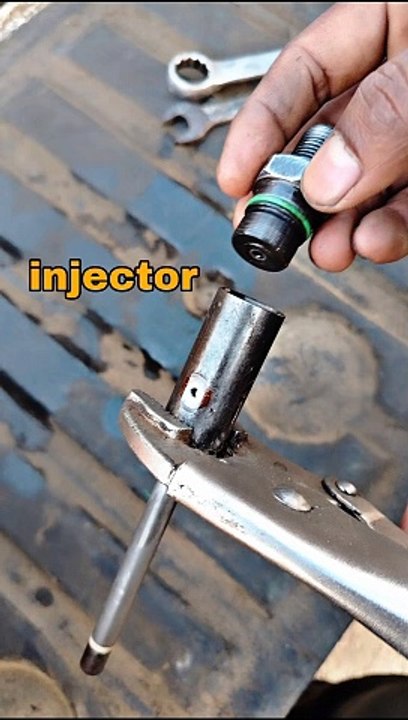 Injector seal damage