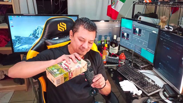 #Vino #blanco y #Botanas #sabritas #adobadas #frituras #tertulia en la #oficina #Platicando cosas