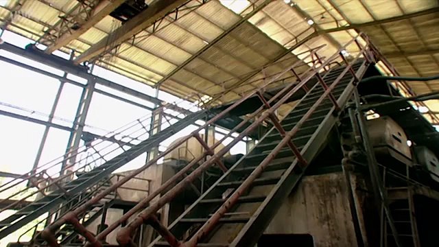 Novela A Indomada (1997) - Helena é picada por um escorpião