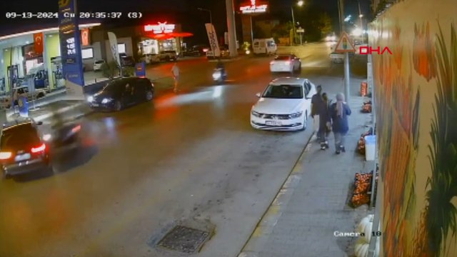 Ani manevra yapan cipe çarpan motosikletli öldü; kaza anı kamerada
