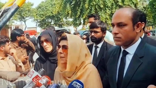 Imran Khan's sister Aleema Khan is answering some important questions of journalists during the press conference after being brought back from the court.