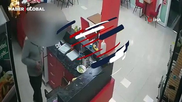 Çalıştığı dükkanı soyan hırsız kamerada