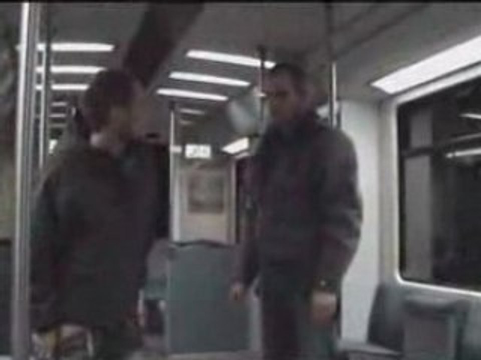 Voyou métro agression