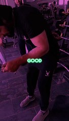 Biceps curls machine