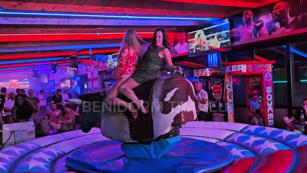 BENIDORM BULL - Best Bullriders Compilation #1 - video Dailymotion
