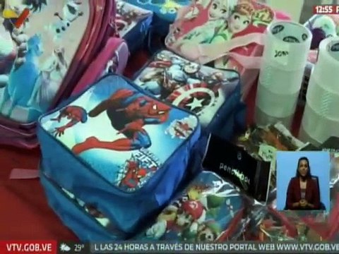 Trujillo | Familias del mcpio. Valera son beneficiados con expoferia escolar a precios asequibles