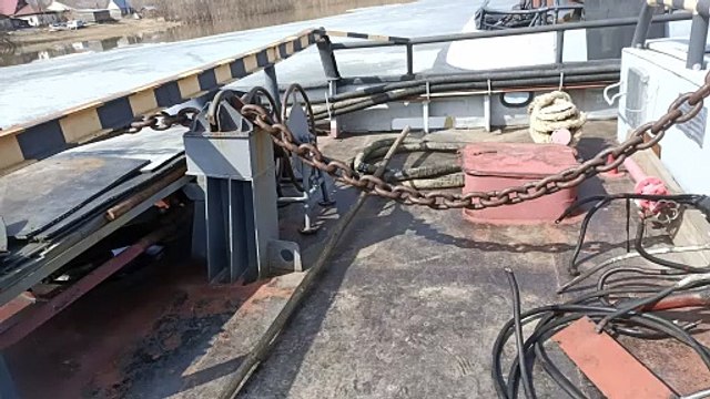 Теплоход размывает лёд #3 [РТ-452] - Навигация 2024 (7 апреля)