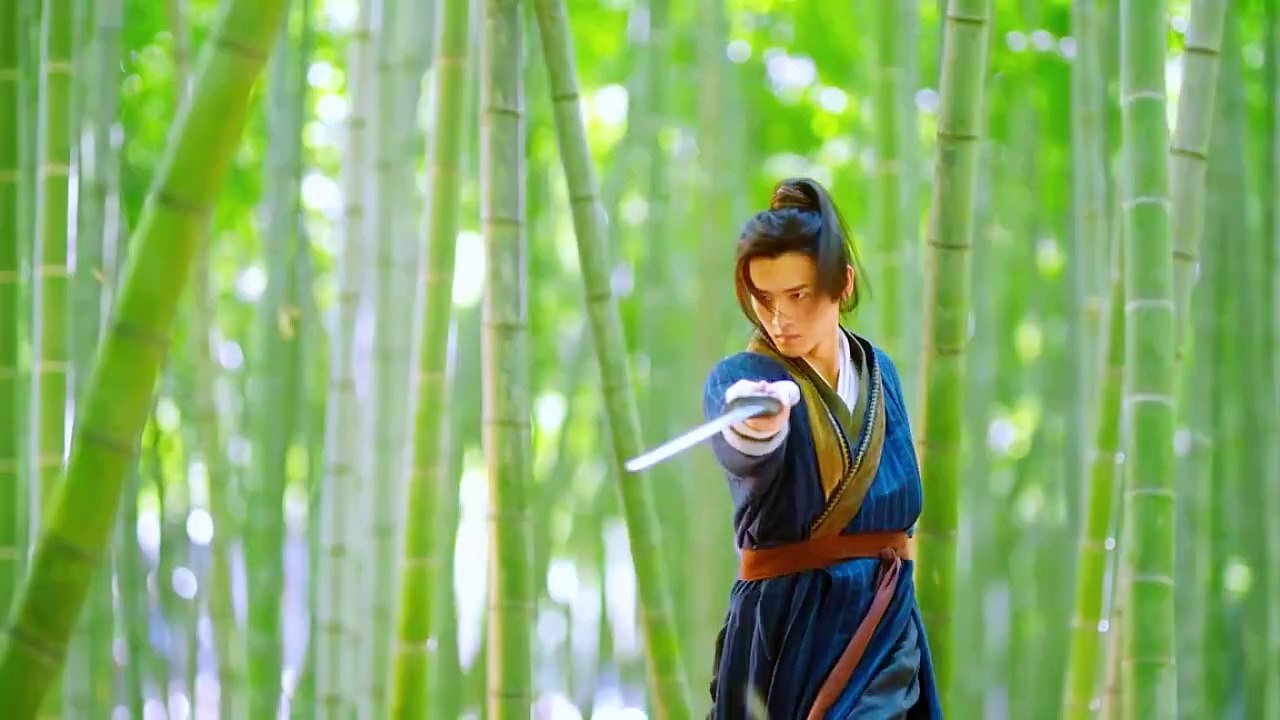 An Ancient Love Song EP13: Lu Shi practices his swordsmanship
