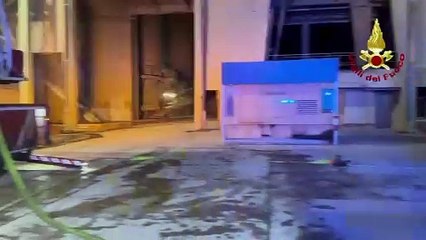 Incendio al cementificio di Isola delle Femmine