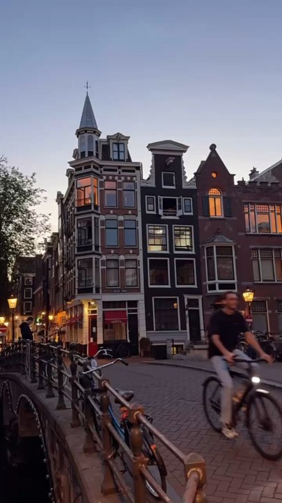 LES PLUS ESTHÉTIQUED façades d’Amsterdam