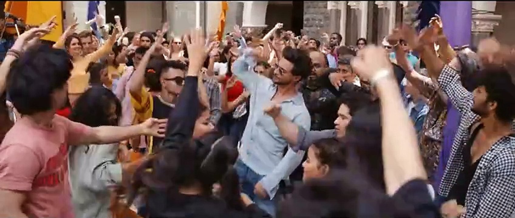 Ruslaan_Official_Trailer___Aayush_Sharma,_Jagapath