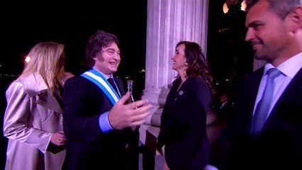 MILEI SALUDA A VILLARUEL