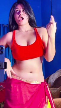 Ek main hu ek tu hai ... #bellydancer #bellydancing #bellydancers #belly #navelqueenofinsta #navellovers #ekmainhuektuhai #dance #trendingreels #trend #bellydancelove #bellydancelife #bellydanceshow