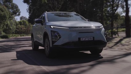 Chery Omoda E5 Driving