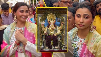 Daisy Shah Arrives At Lalbaugcha Raja To Seek Blessings From Lord Ganesha On Ganpati Mahotsav