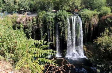 Yeşilçam nostaljisi yaşamak isteyen Düden Şelalesi'ne geliyor