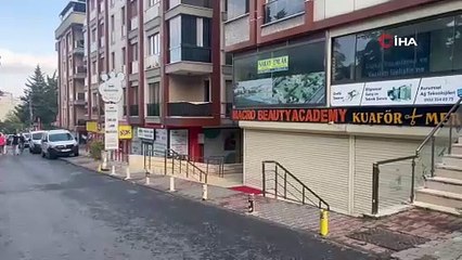 Emlak Ofisini Kurşunlandı; O Anlar Kameraya Yansıdı!