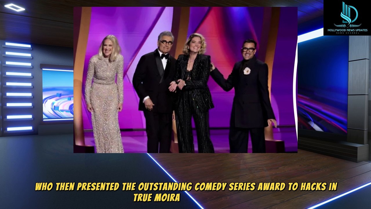 Fans Are Begging for More After Surprise 'Schitt's