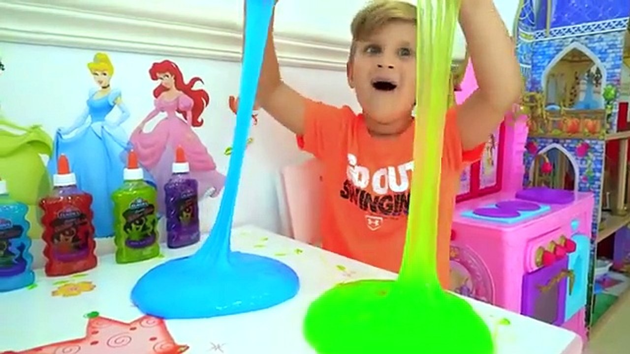 Diana_and_Roma_Learn_to_share_toys._Funny_stories_about_slime(360p)