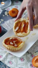 Tartelettes tatin aux abricots, le dessert rapide lorsqu'on a des invités!