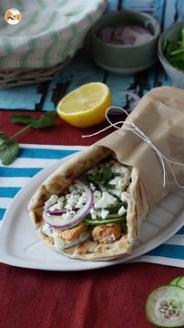Gyros au saumon, le sandwich grec au poisson parfait pour l'été!
