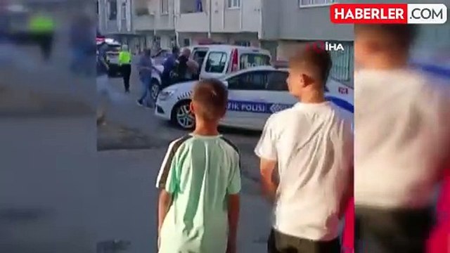 Polise Taş ve Sopalarla Saldırı: Avcılar'da Kavga Ortalığı Savaş Alanına Döndürdü