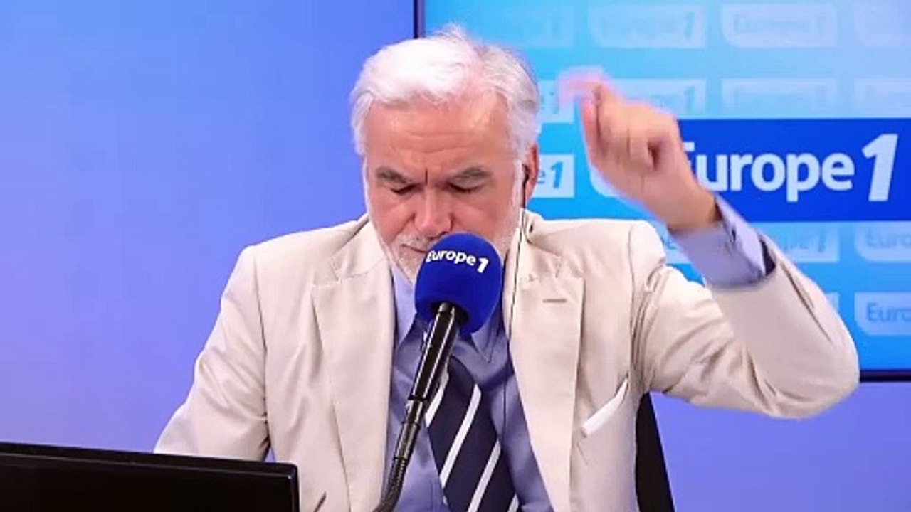 Procès des viols de Mazan : la vidéo de l'interpellation de Dominique Pelicot par un vigile