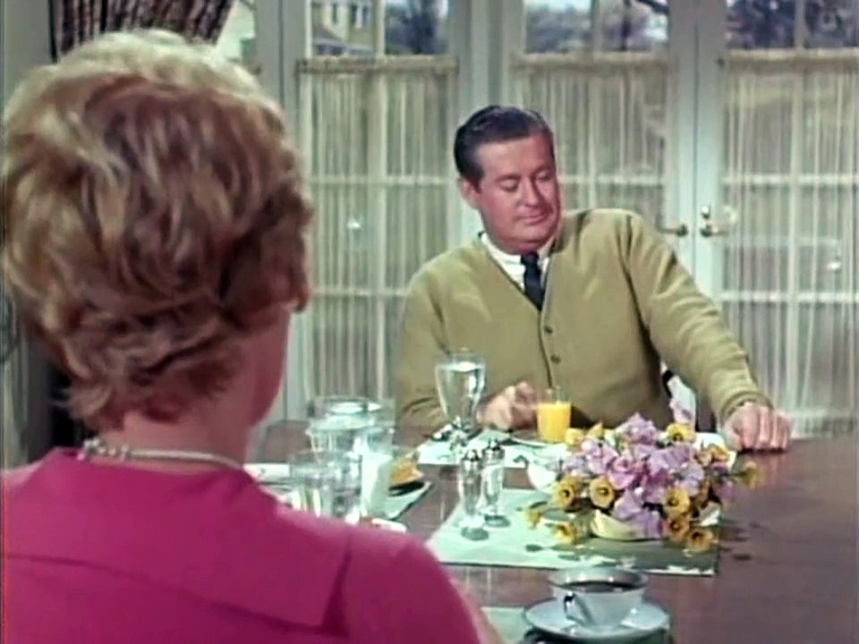Watch Online Hazel 1961 - s2ep30