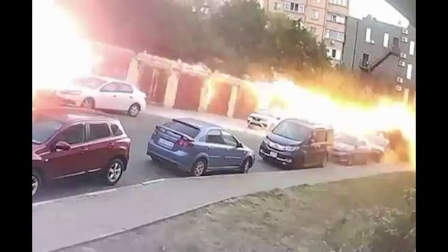 Cámaras captan las explosiones del ataque ucraniano a la ciudad rusa de Bélgorod