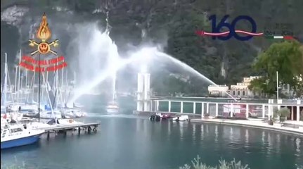 Download Video: Il varo della motonave Sperone dei Vigili del fuoco di Riva del Garda