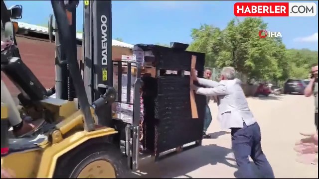 Denizli'de Sunta Parke Satış Deposunda Yangın Çıktı