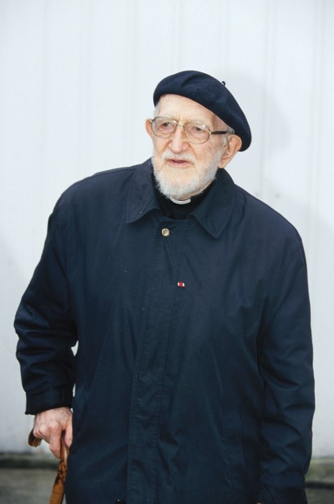 L'Abbé Pierre, fondateur d'Emmaüs décédé en 2007, fait l'objet de lourdes accusations de violences sexuelles.