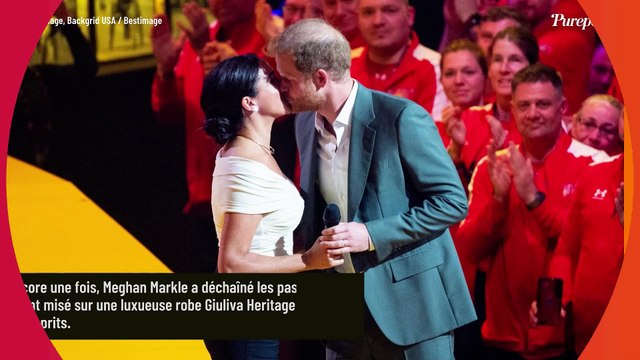 Meghan Markle, rare sortie au bras du prince Harry : la duchesse ose la mini-robe et dévoile des jambes interminables