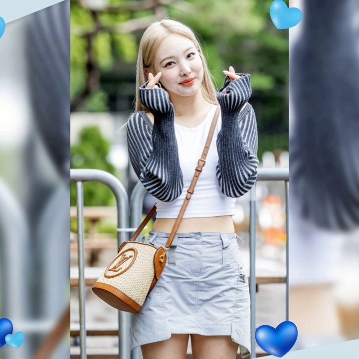 Im Na-yeon[a] (Korean: 임나연; born September 22, 1995), known mononymously as Nayeon, is a South Korean singer. She rose to prominence as a member of the South Korean girl group Twice, created by JYP Entertainment through the reality television show Sixteen