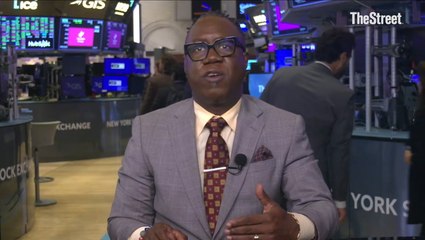 Boeing implements hiring freeze amid strike