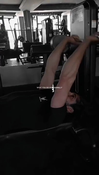 Skull crusher for tricep