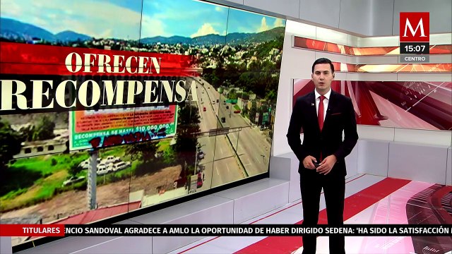 Colocan espectaculares con los rostros de los 43 normalistas de Ayotzinapa en Guerrero