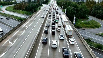 추석 당일 고속도로 절정...부산→서울 9시간 30분 / YTN