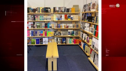 Diez casas, diez historias: la nueva exposición en la librería Artlecta