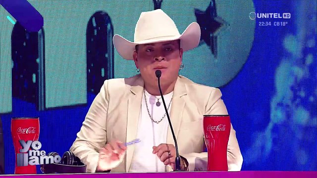 El exceso de confianza traicionó a la imitadora de Christina Aguilera en su presentación