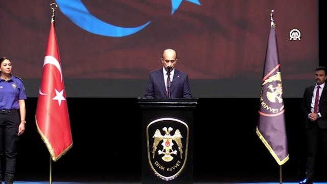 Emniyet Müdürü Aktaş, oryantasyon eğitimlerini tamamlayan polislere hitap etti