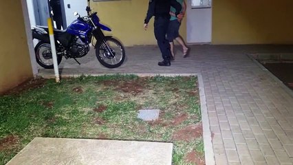 Скачать видео: Polícia escuta gritos de socorro durante patrulhamento no Interlagos e prende suspeito