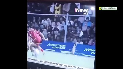 Detik Detik Kericuhan di Laga Sepak Bola Pon XXI Aceh - Sumur