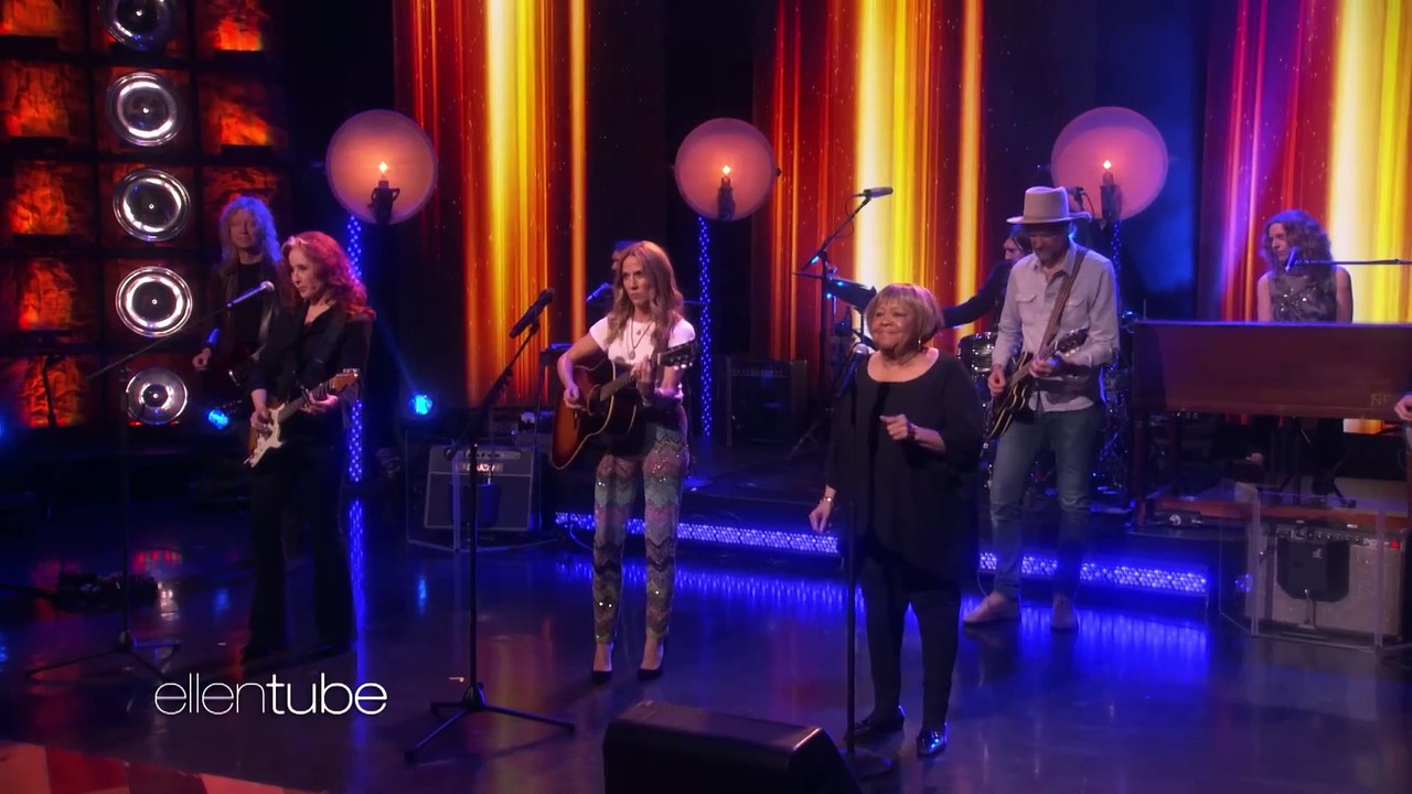 Sheryl Crow + Bonnie Raitt + Mavis Staples - Life Wire - Ellen Show
