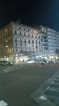 Near Piazza Cinque Giornate 20129 Milano MI