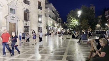 iPhone 16 Pro 4k 60fps noche