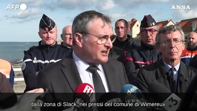 Naufragio di migranti nella Manica, otto le vittime